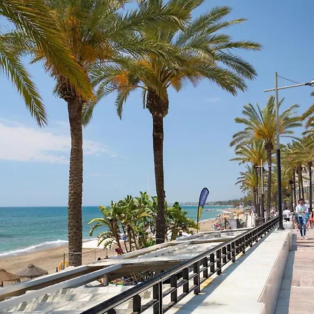 Apartment En 2ª Linea De Playa, Centro De Marbella