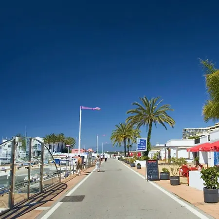 En 2ª Linea De Playa, Centro De * Marbella